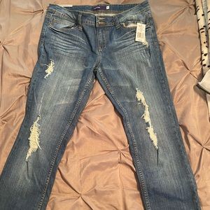 New, Never Worn - Vigoss Distressed Denim Jeans with tags.